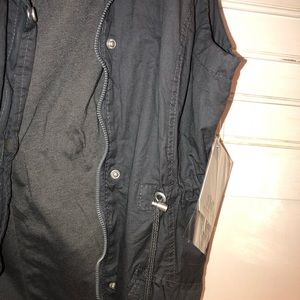 YMI vest NEW WITH TAGS size M